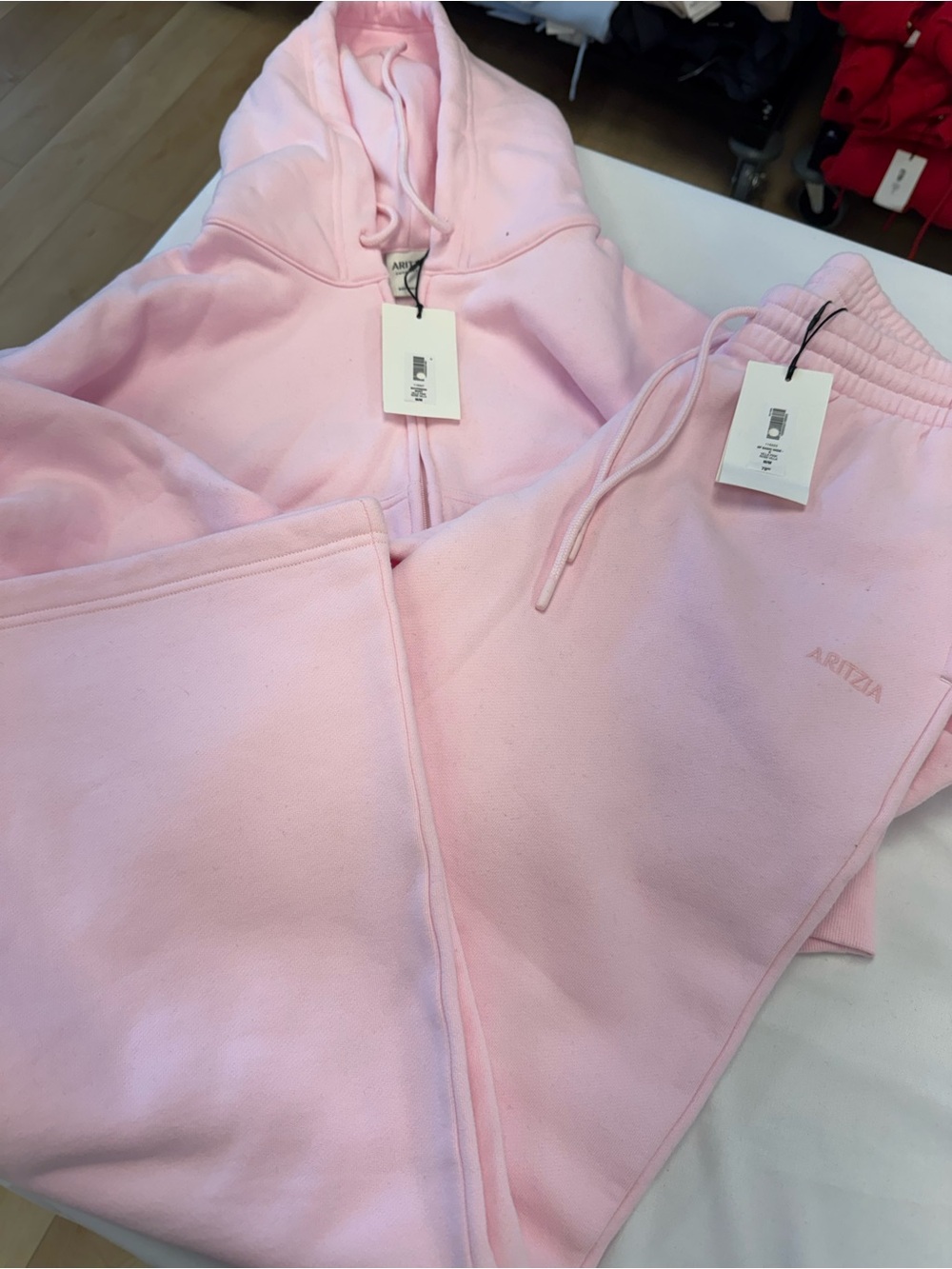 Aritzia Villa Pink Sweatfleece set M Boyfriend boxy and BF Basic  Short M nwt